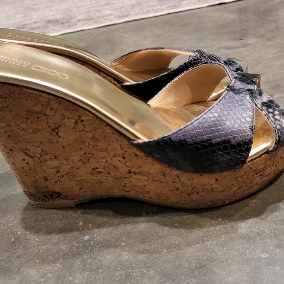 Jimmy Choo wedge cork heels gray snakeskin 38 1/2 7-7.5 sandals - Picture 5 of 16